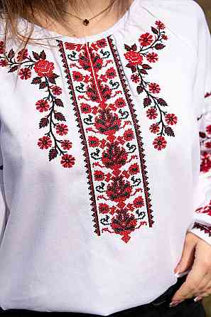 Вишиванка жіноча, біла лляна топ Київ