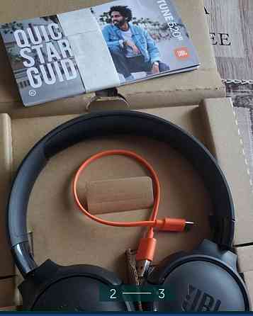 Наушники: JBL Pure Bass Wireless 520BT. Харків