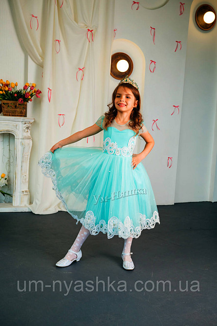 Длинное нарядное платье 3Д-кружево на 6-8 лет Кривой Рог - изображение 6