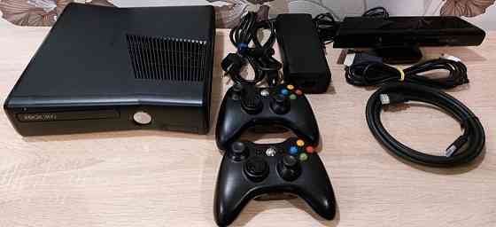 Приставка Xbox 360 Slim 300Gb. Kinect Киев