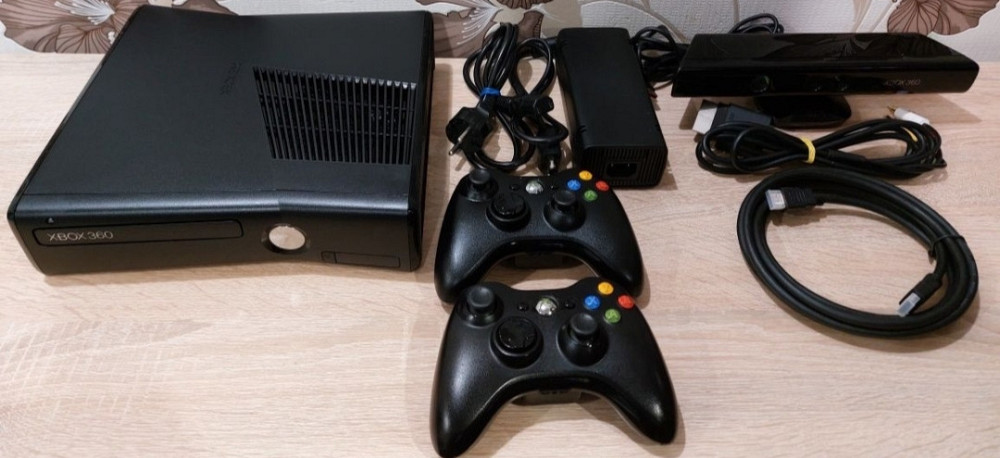 Приставка Xbox 360 Slim 300Gb. Kinect Киев - изображение 5