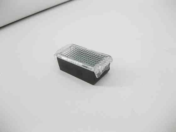 VAG  4E0947415 Світлодіодний плафончик салону Одесса