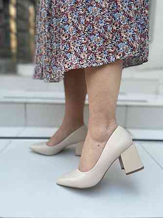 Loretta Туфлі жіночі LORETTA A320-5 бежеві (весна-осінь, еко-шкіра) (4788) 38 Коломия