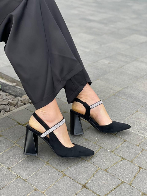 Meideli Жіночі босоніжки чорні із закритим носком літні з еко-замші MEIDELI -1 р. 36-40 39 Коломия - фото 1