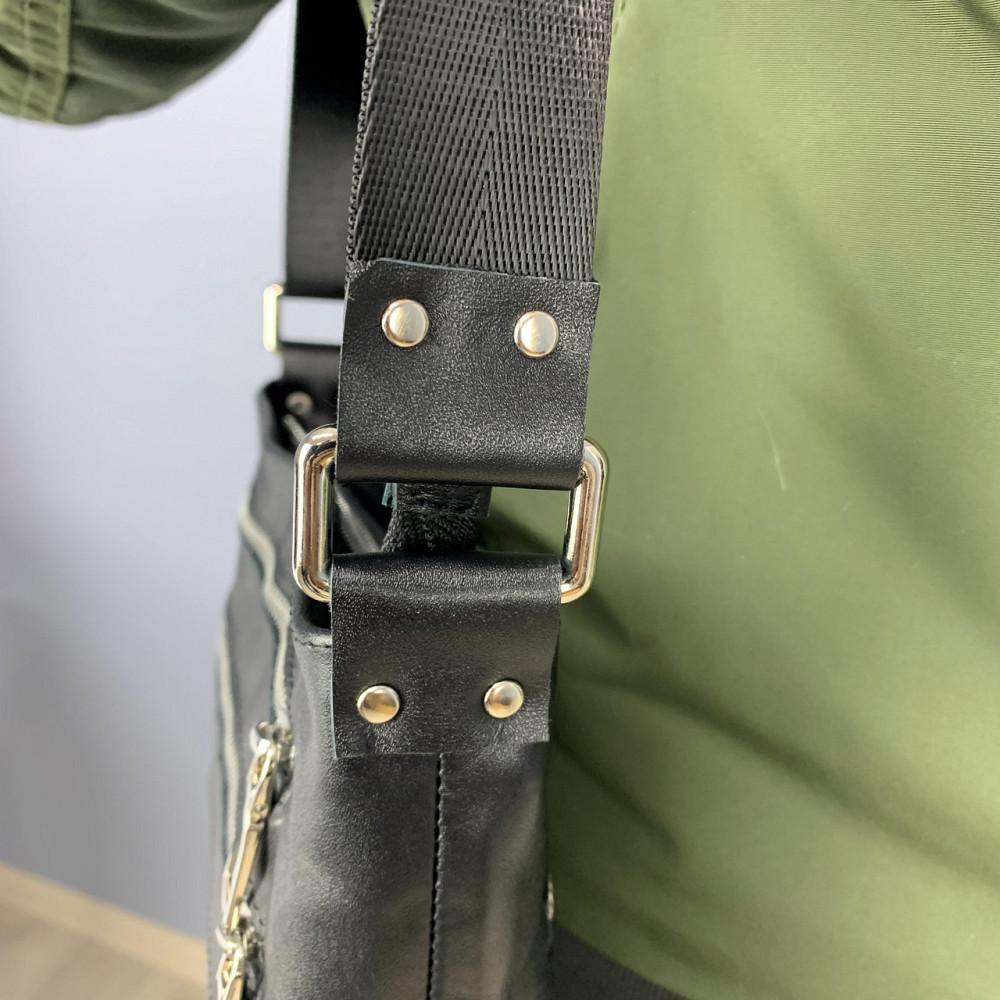 Мужская сумка наплечная из натуральной кожи стильная, чернаяMasterSem Киев - изображение 4