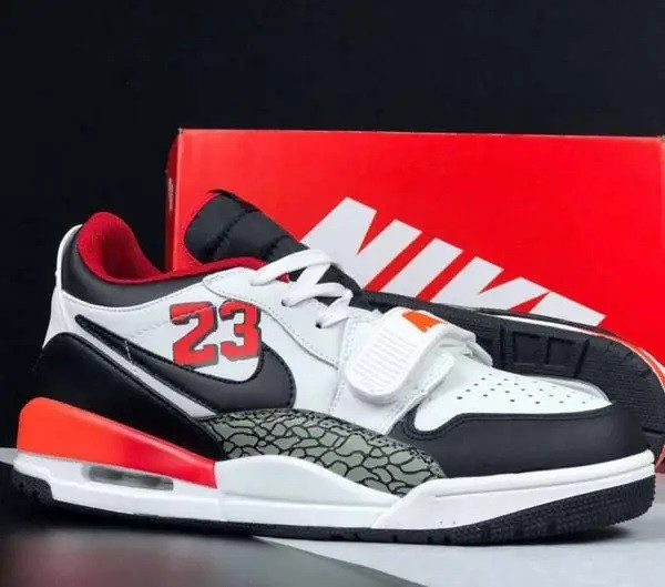 Чоловічі Термо Кросівки Nike Jordan Білі Шкіряні Джордани Найк Єврозима (розміри:41,42,43,44,45) Відео Огляд Дніпро - фото 9