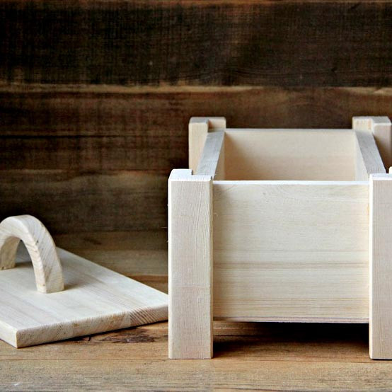 Конфетница 