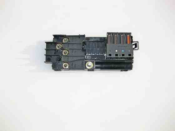 Mercedes-Benz  A2115452601 Передній блок силових запобіжників F33 ML W164 GL X164 R-Class W251 Одесса