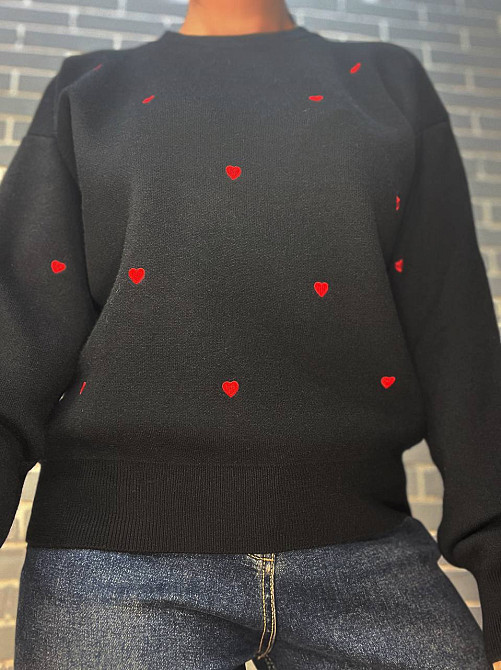 Свитер женский A-N 7075 оверсайз широкий вышитые сердца, черный, one size Одесса - изображение 7