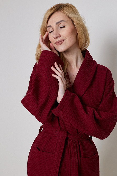 Женский вафельный халат Ideal Textile длинный бордовый (56860619) 3XL Черновцы - изображение 3