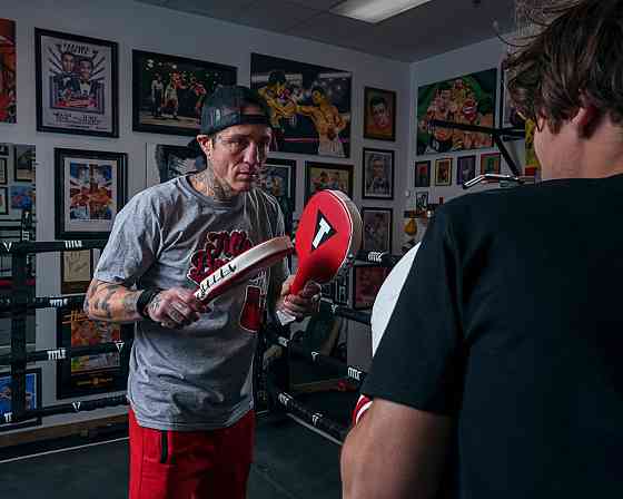 Боксерські ракетки TITLE Boxing Punch Training Paddles Red Каменское