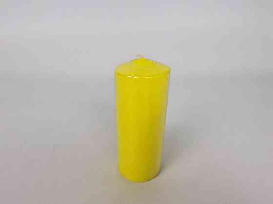 Цветная Цилиндр парафиновая свеча (60/150) ЖЕЛТАЯ крашеная  внутри белая (1 шт) Харьков
