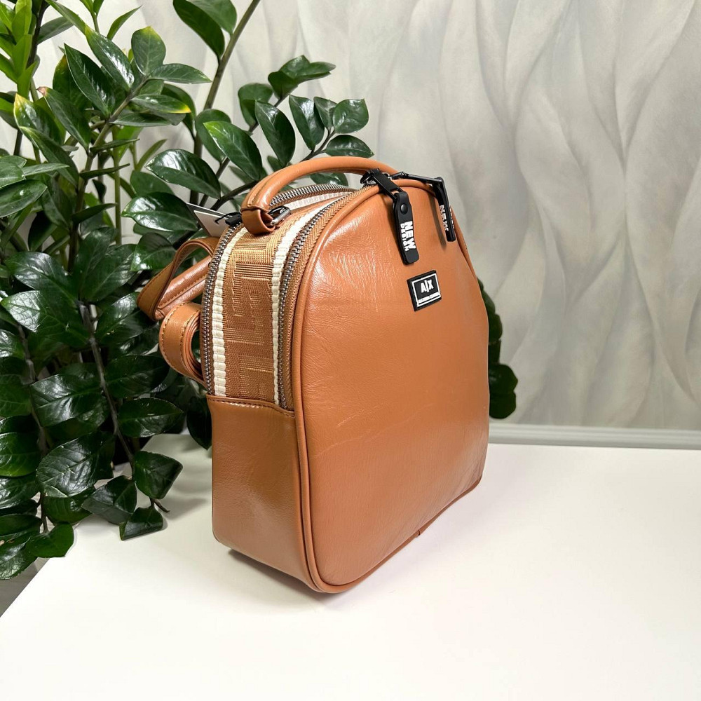 Брендовая женская сумка-рюкзак. Женская сумка рюкзак маленькая через плечо. Киев - изображение 6