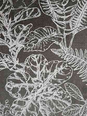 Ообои флізелінові eco Decoprint Essentials EE22548 різні тропічні листя білі на чорному Київ