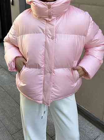 Женская короткая куртка дутик с карманами и капюшоном плащевка перламутр на синтепоне Пудра, 42/44 Одесса