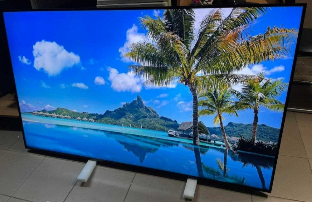 86" (2023) Безрамний 4К UHD Smart Український LG 86UR8100 Харків - фото 1