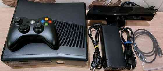 Приставка Xbox 360 Slim 300Gb. Kinect. Киев