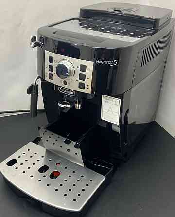 Кофемашина Delonghi Magnifica S Киев