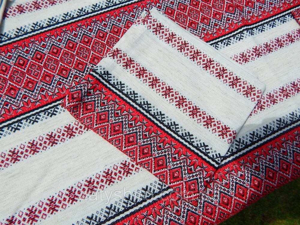 Комплект вышитая скатерть красная и 6 салфеток Киев - изображение 6