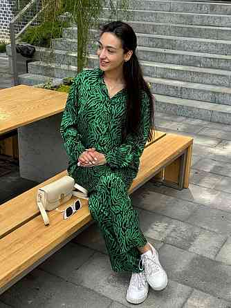 Жіночий шовковий костюм із штанами Зелений XL/2XL Харків