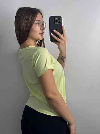 Базова футболка жіноча однотонна Лимонний M Харків