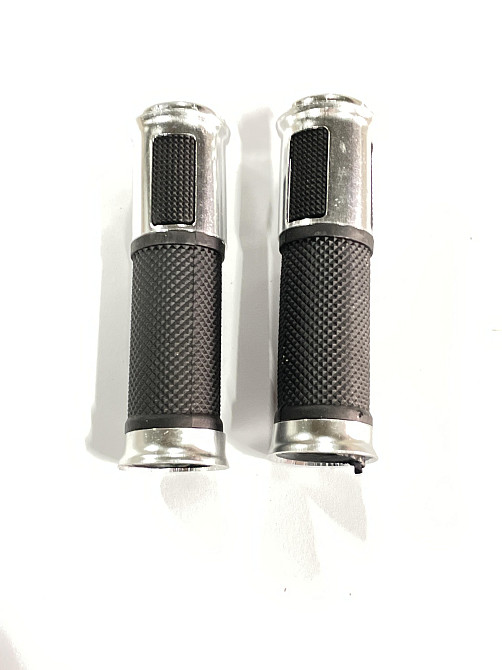 Ручки керма з алюмінію. відбійником (срібло)  GJCT Київ - фото 1