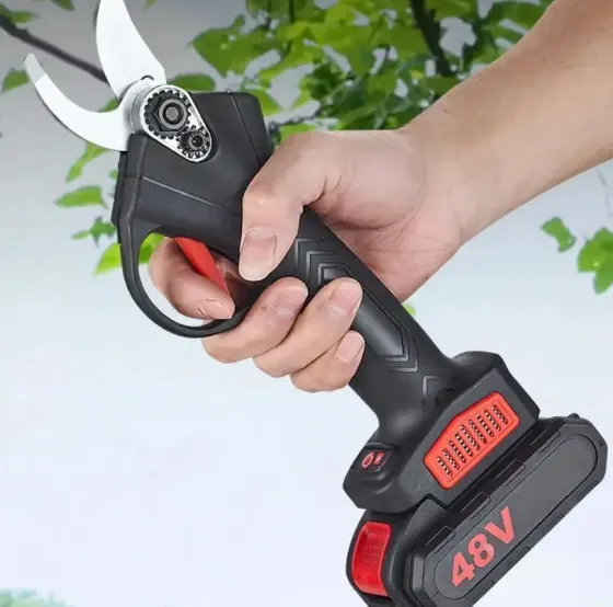 Секатор электрический 48V в чемодане, Аккумуляторные садовые ножницы, электросекатор Коломия