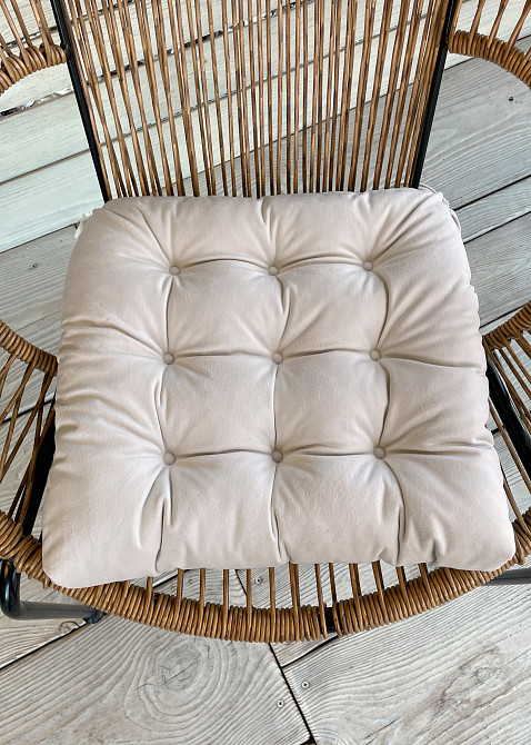 Подушка для стільців (40x40х5 см) Decorator Velour колір молочний 84-105 Київ - фото 3