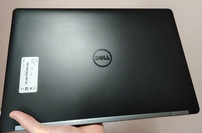 Ноутбук: DELL 5570 15.6