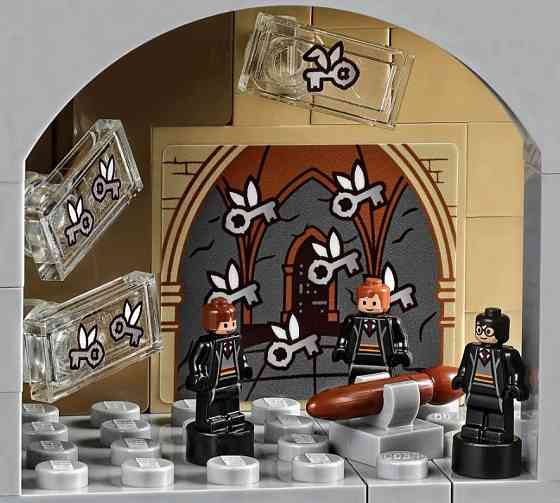 Конструктор Гаррі Поттер Замок Гоґвардс + підсвітка, 6020 деталей. Київ