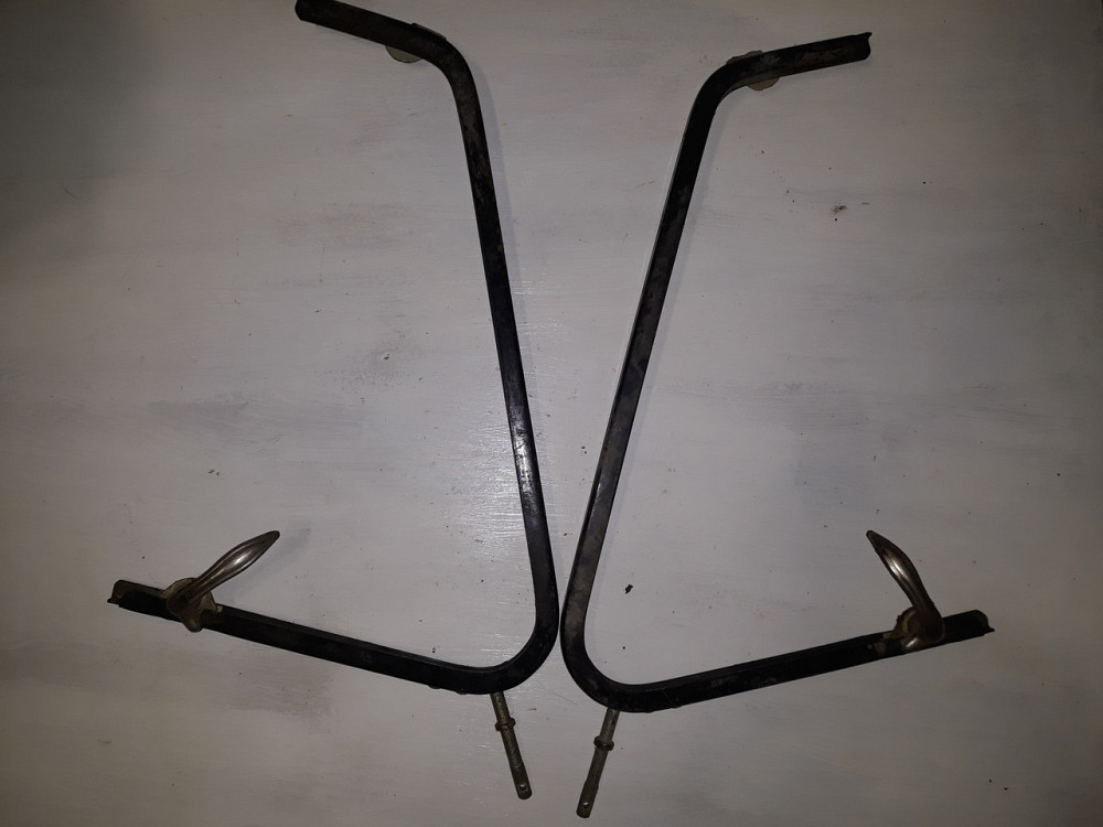 Рамка скла вентиляції дверей ГАЗ 52 права.  52 6103063 Харків - фото 1