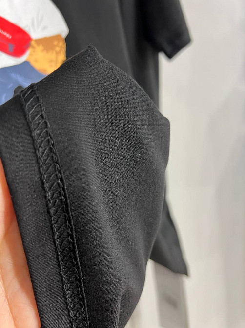 Футболка жіноча 25125 A-N оверсайз подовжена вільний крій з принтом ведмедик напис CALIFORNIA one size, чорний, one size Київ - фото 4