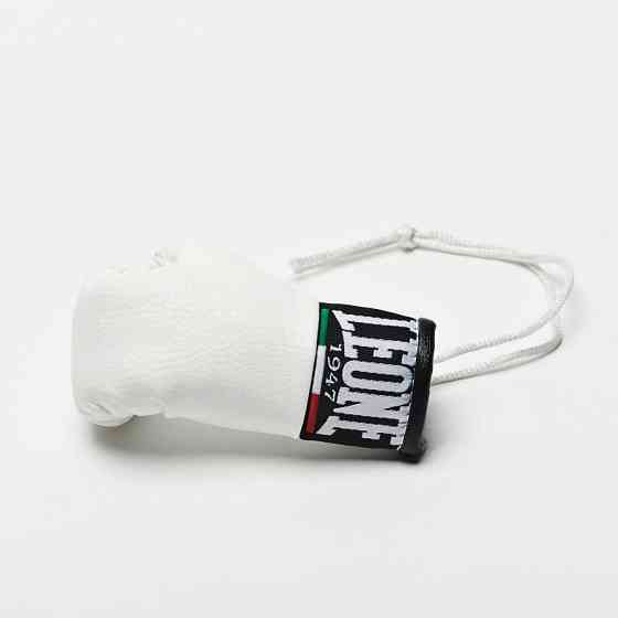 Сувенірна рукавичка Leone White Київ