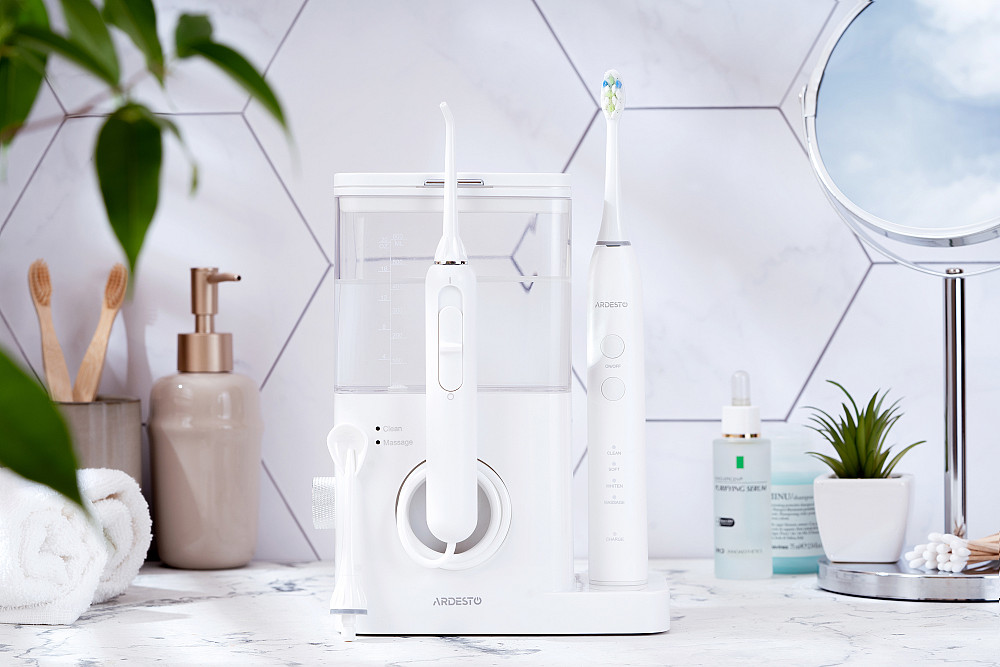 Іригатор ARDESTO стаціонарний+електрична зубна щітка, чаша 600 мл, від мережі , 3 насадки, білий Київ - фото 3