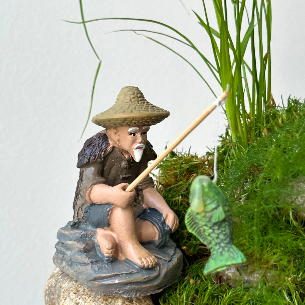 Миниатюрная статуэтка Рыбак для мини-сада флорариума микроландшафта рокария аквариума моссария Одесса - изображение 5