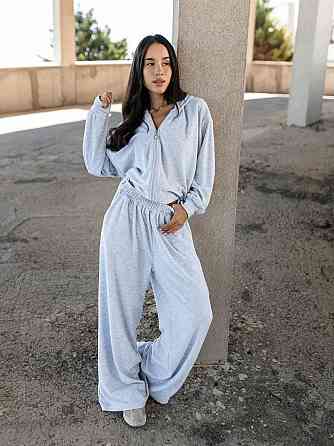 Женский повседневный оверсайз костюм двойка: кофта и штаны хлопковый велюр Меланж Одесса