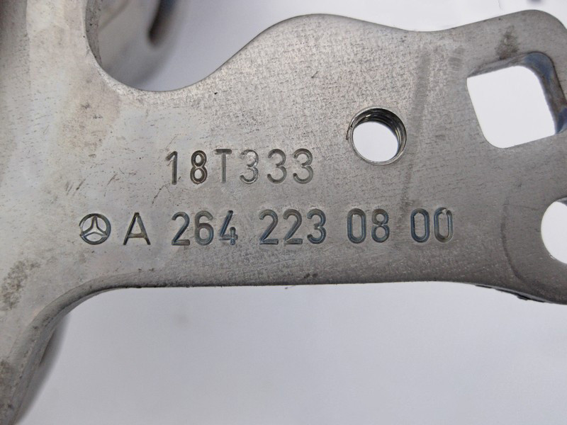 Mercedes-Benz  A2642230800 Кронштейн - вуха задня права двигуна M264 R4 1.5 2.0л E-Class W213 C238 C-Class W205 CLS C257 Одеса - фото 3