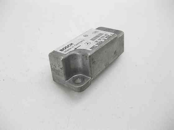 Mercedes-Benz  A0018200726 Датчик бічного удару Bosch C-class W202 E-class W210 SLK R170 CLK Coupe C208 S-class W140 CLK Cabriolet A208 E-class S210 C Одеса