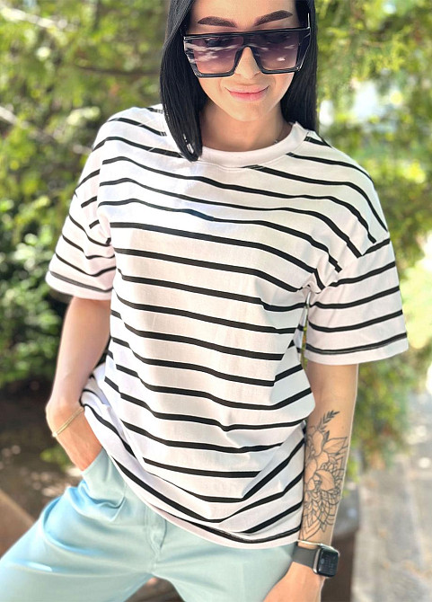 Подовжена футболка в смужку "Modis" оптом | Батал Чорний, 50-52 Київ - фото 4