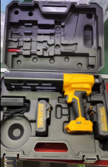 Пистолет Электрический для двухкомпонентной эпоксидной затирки 7х7 (811112064) (811112064) Киев - изображение 1