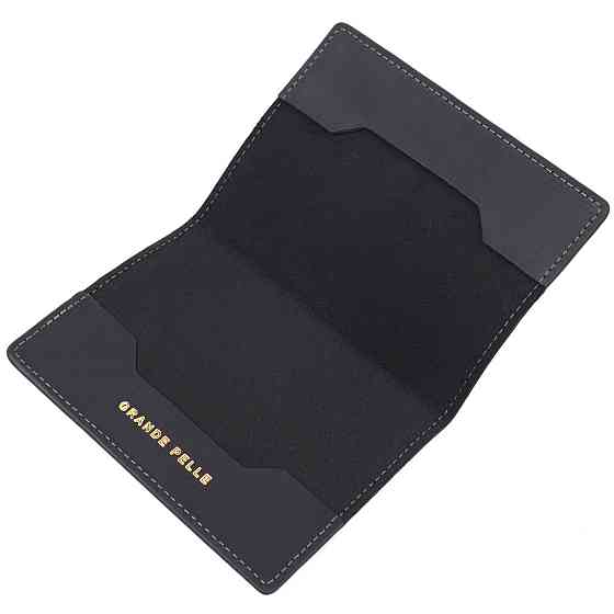 Стильна обкладинка на паспорт у вінтажній шкірі Серце GRANDE PELLE 16723 Чорна Київ