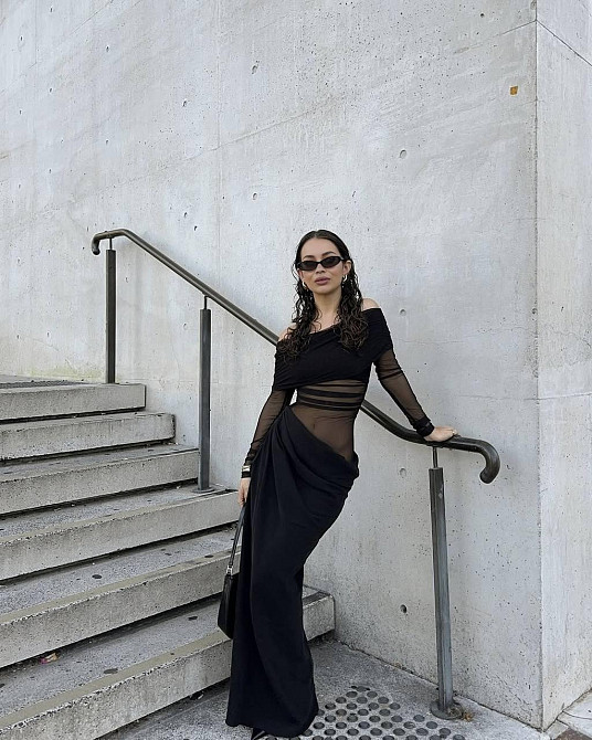 Жіноча елегантна приваблива максі- сукня з відкритими плечима Одеса - фото 5