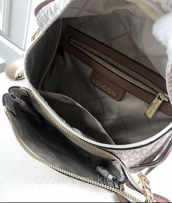 Жіноча сумка "бананка" на груди і на пояс MK Slater бежева Київ - фото 5