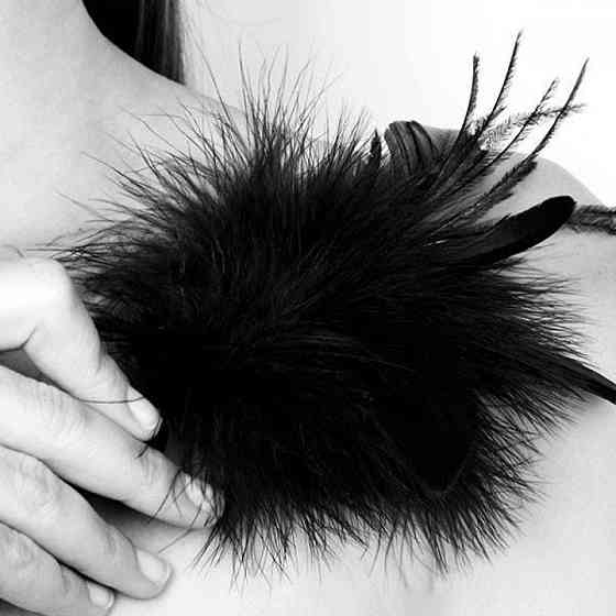 Метёлочка из перьев Pom Pom Bijoux Indiscrets Sex Aura Киев