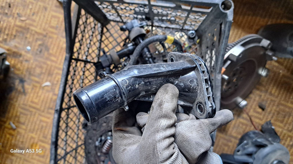 Корпус термостата для Kia Sportage 2016–2021 року Київ - фото 1