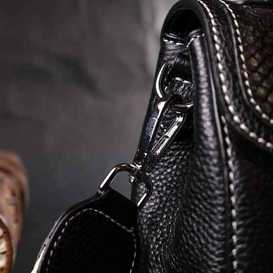 Шкіряна сумка для жінок з цікавою засувкою Vintage 22416 Чорний Київ