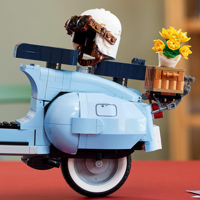 Конструктор Icons Vespa 125 (10298), 1106 деталей сумісний із lego-лого Запоріжжя - фото 6