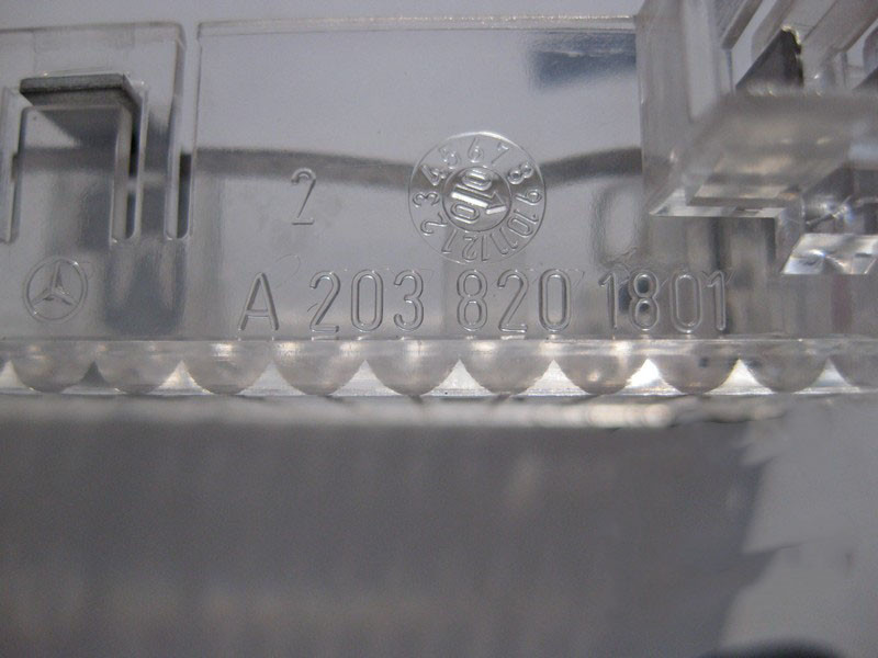 Mercedes-Benz  A2038201801 Плафон освітлення речового ящика - бардачка GL X164 C-Class W203 CLK C209 ML W164 CLC C203 R-Class W251 Одесса - изображение 3