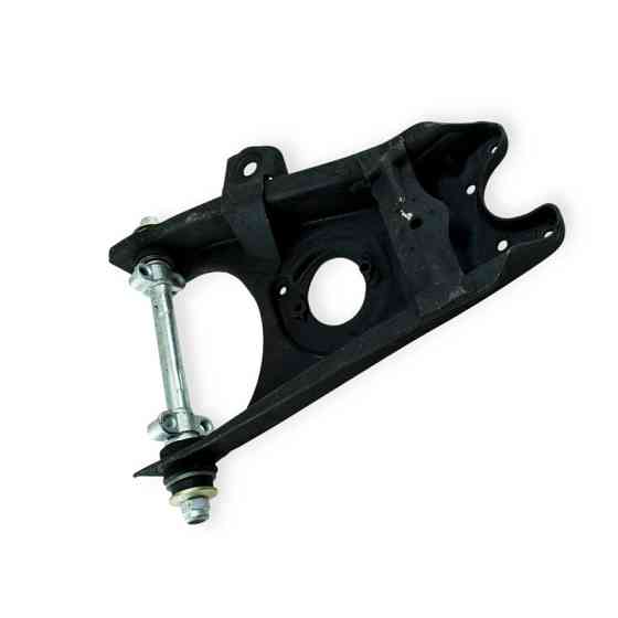 Рычаг нижний правый в сборе (ось 2121) Москвич Мукачево