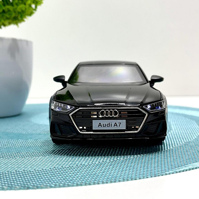 Машинка Audi А7 Авто Експерт металопластик 1:24 звук світло інерція Чорна (1904-17) Чернігів - фото 10